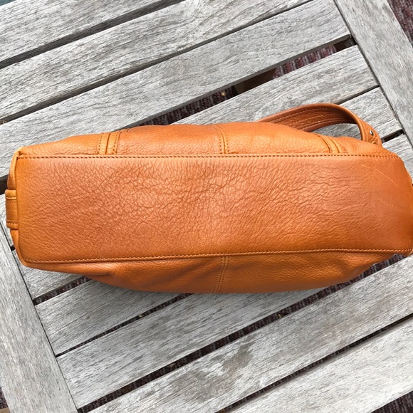 🚫Sold🚫Junior Drake Cognac Bag - Picture 6 of 8